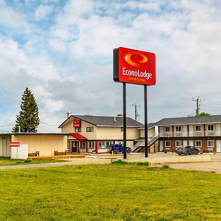Econo Lodge Inn & Suites Pincher Creek Exteriör bild